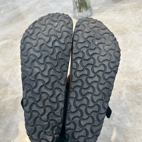 Birkenstock Suede Gray Sandals - Picture 4 of 4